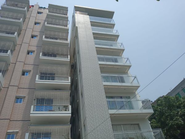  Bedrooms Commercial Properties for Rent