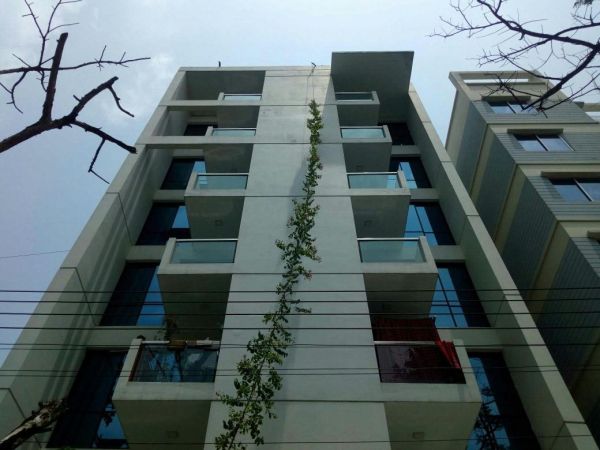 3 Bedrooms Residential Properties for Rent