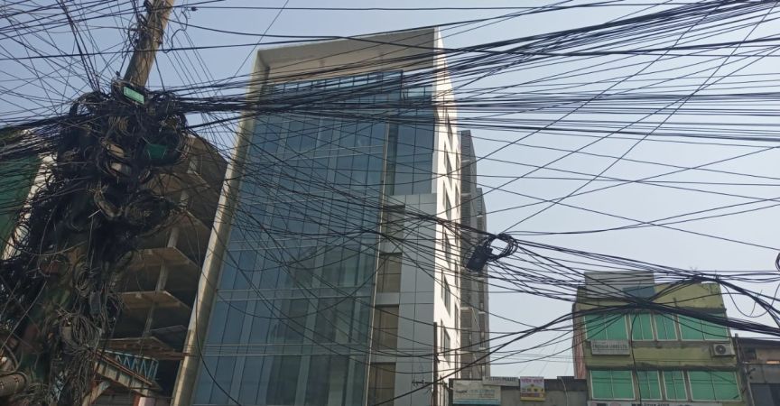  Bedrooms Commercial Properties for Rent
