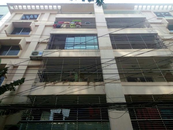 3 Bedrooms Residential Properties for Rent