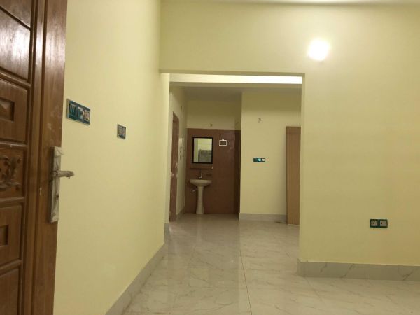 3 Bedrooms Residential Properties for Rent