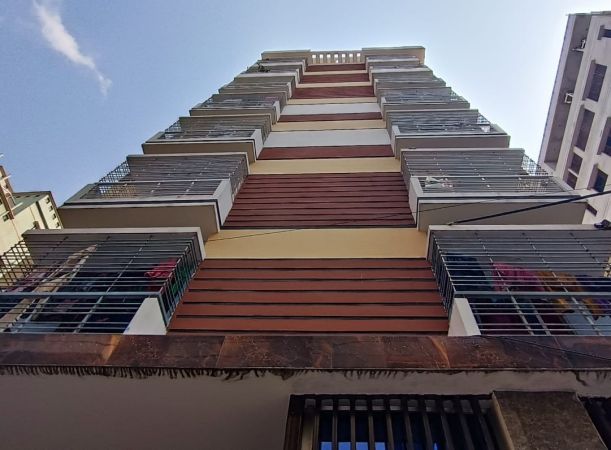 4 Bedrooms Residential Properties for Rent