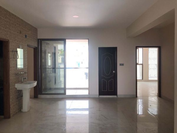 4 Bedrooms Residential Properties for Rent