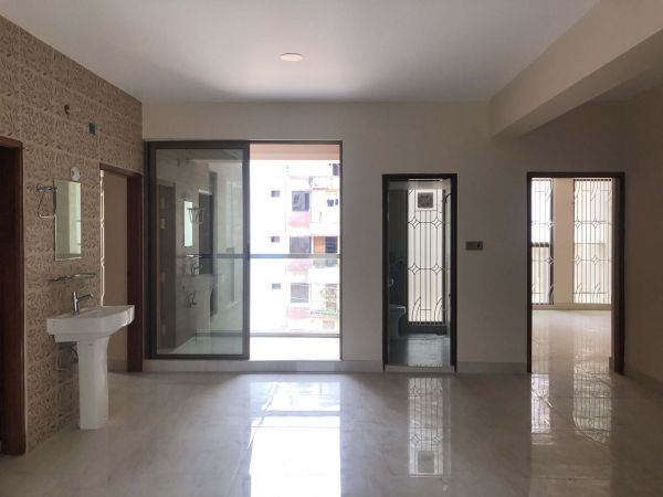 4 Bedrooms Residential Properties for Rent