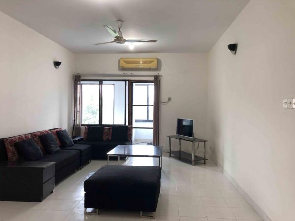 3 Bedrooms Residential Properties for Rent