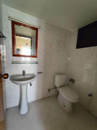 3 Bedrooms Residential Properties for Rent