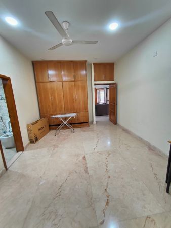 4 Bedrooms Residential Properties for Rent