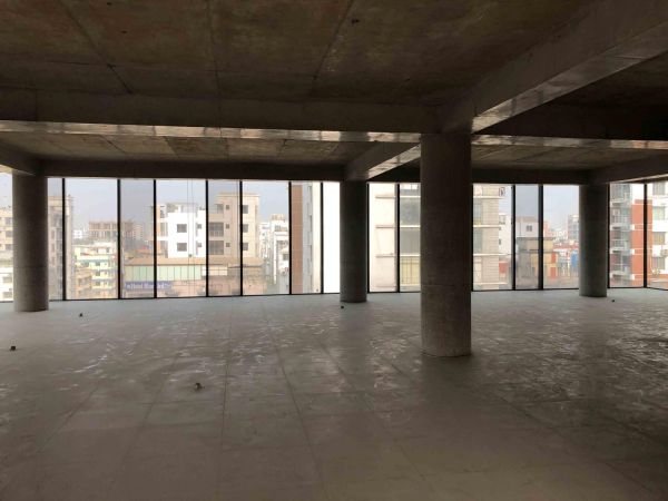  Bedrooms Commercial Properties for Rent
