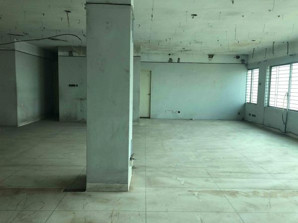  Bedrooms Commercial Properties for Rent
