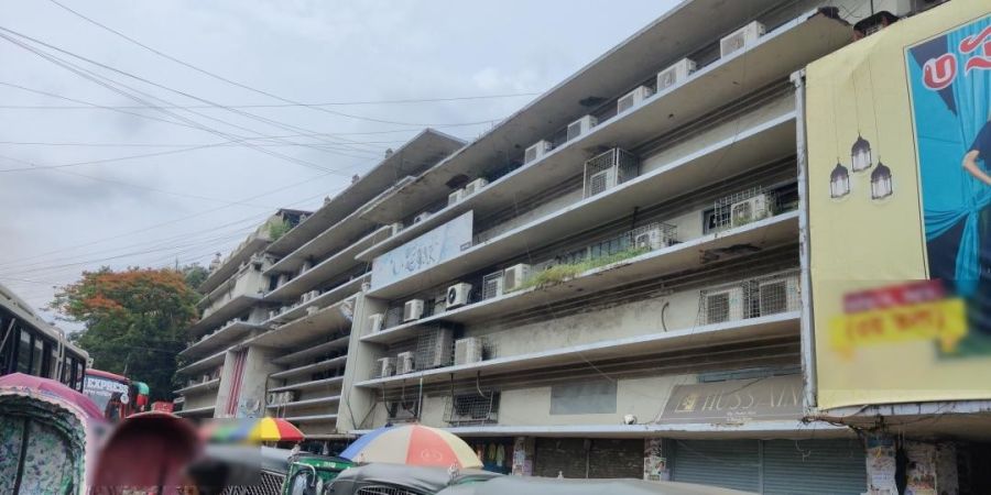 Bedrooms Commercial Properties for Sale