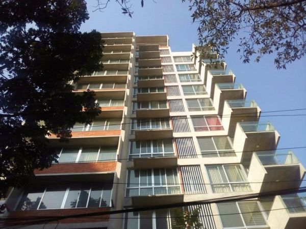 4 Bedrooms Residential Properties for Rent