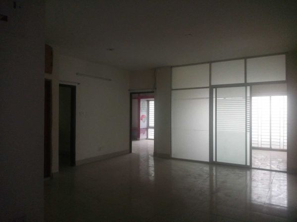  Bedrooms Commercial Properties for Rent