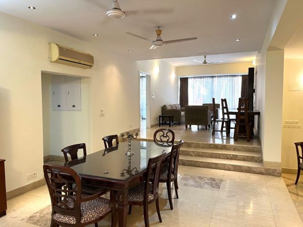 3 Bedrooms Residential Properties for Rent