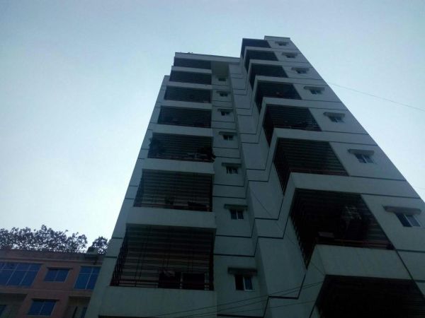 4 Bedrooms Residential Properties for Rent