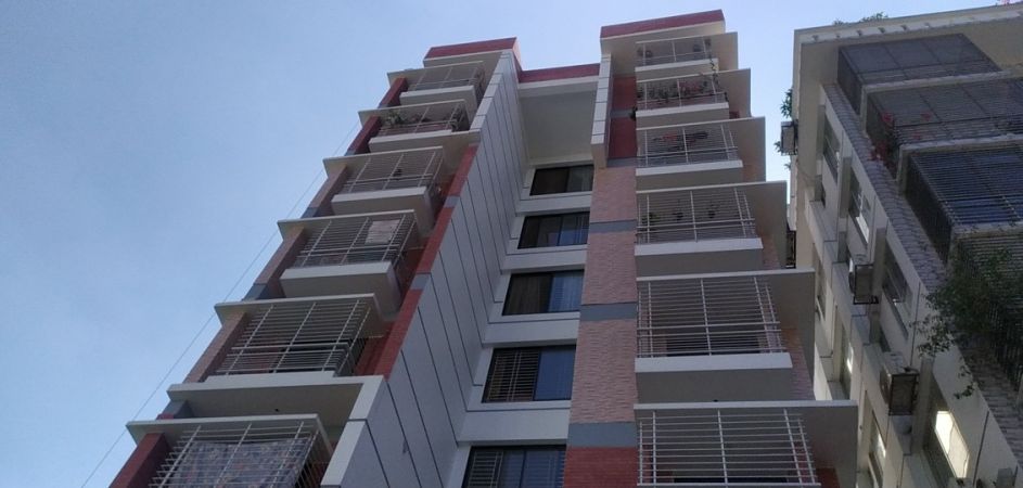 3 Bedrooms Residential Properties for Rent