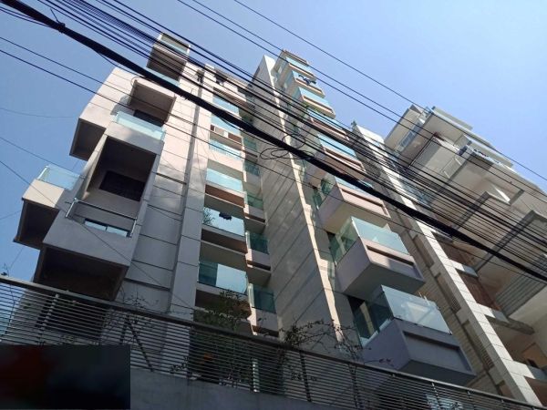 3 Bedrooms Residential Properties for Sale