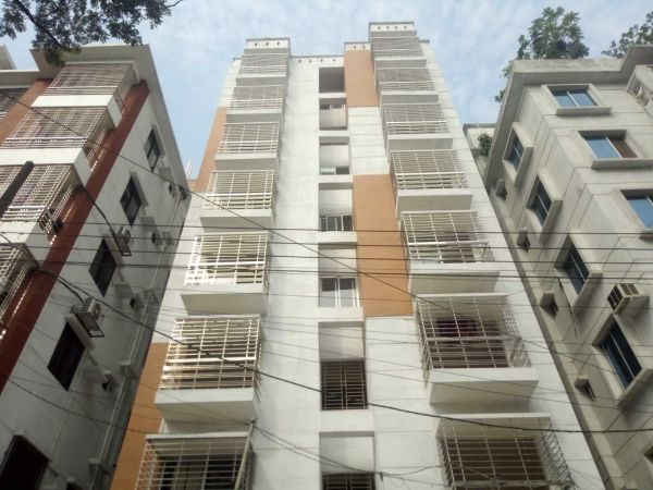 3 Bedrooms Residential Properties for Rent