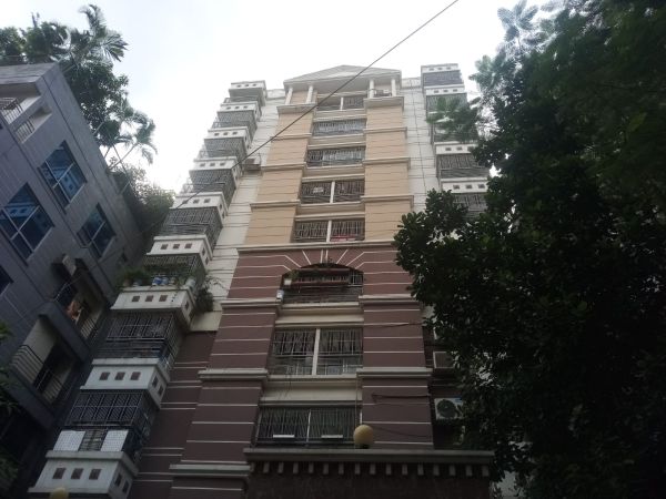4 Bedrooms Residential Properties for Rent
