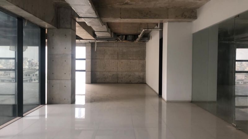  Bedrooms Commercial Properties for Rent