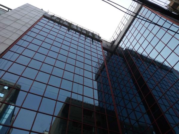  Bedrooms Commercial Properties for Rent