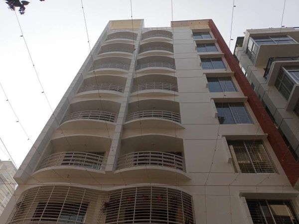 4 Bedrooms Residential Properties for Sale