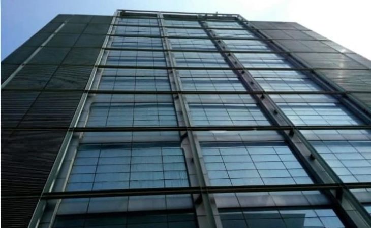  Bedrooms Commercial Properties for Rent