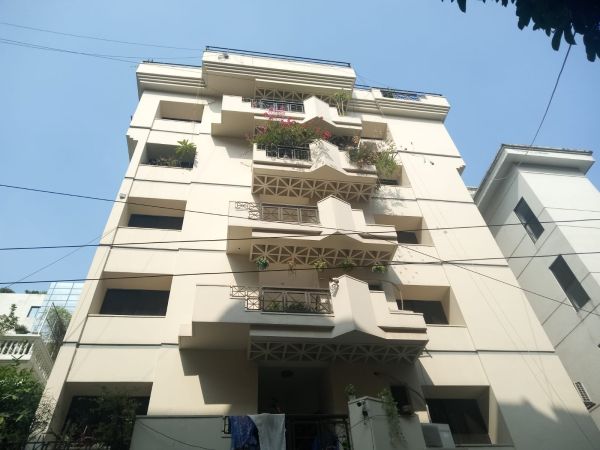 3 Bedrooms Residential Properties for Rent