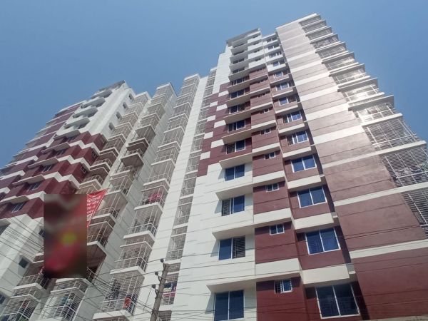 3 Bedrooms Residential Properties for Rent