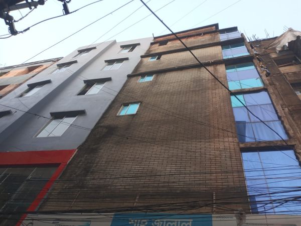  Bedrooms Commercial Properties for Rent