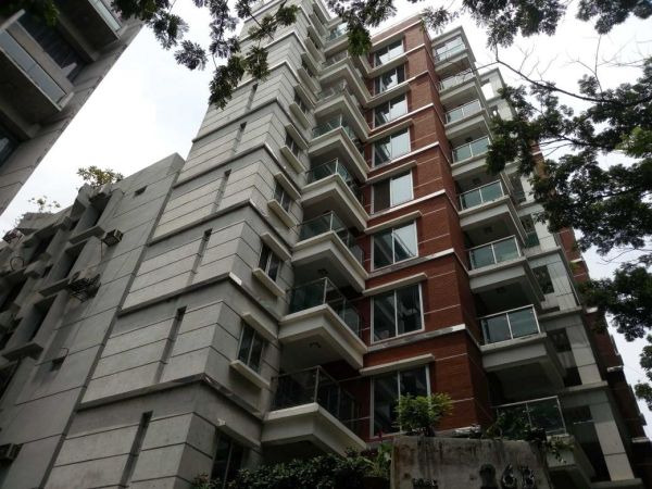 3 Bedrooms Residential Properties for Rent