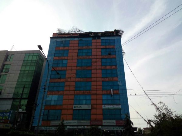  Bedrooms Commercial Properties for Rent