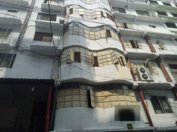  Bedrooms Commercial Properties for Rent