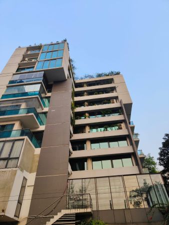 4 Bedrooms Residential Properties for Rent