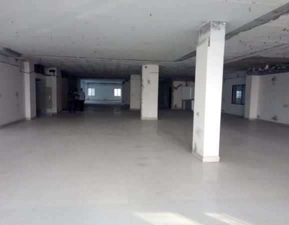  Bedrooms Commercial Properties for Rent