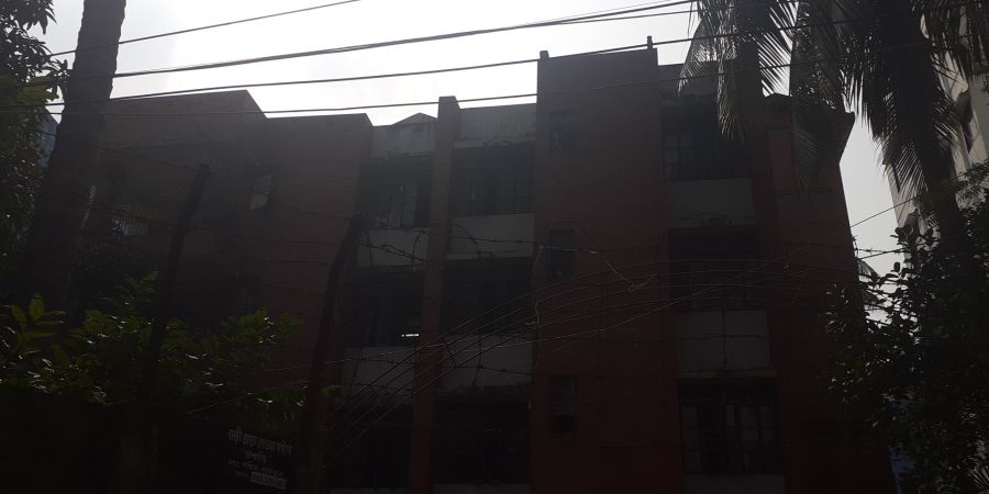  Bedrooms Commercial Properties for Rent