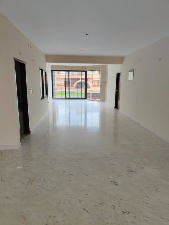 4 Bedrooms Residential Properties for Rent