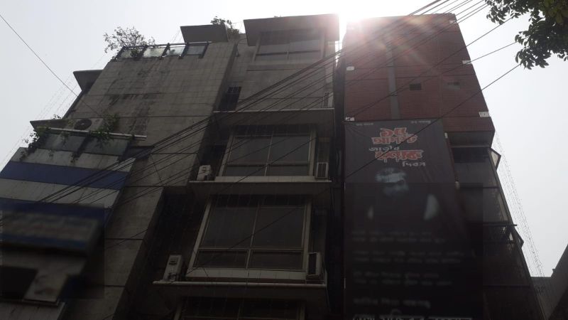  Bedrooms Commercial Properties for Rent