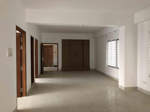4 Bedrooms Residential Properties for Rent