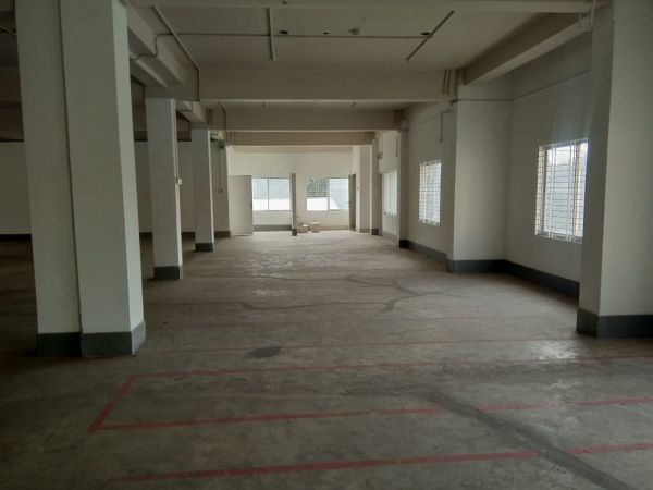  Bedrooms Commercial Properties for Rent