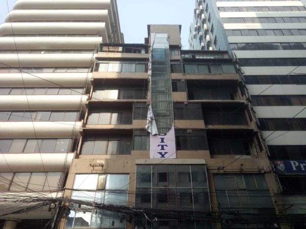  Bedrooms Commercial Properties for Rent