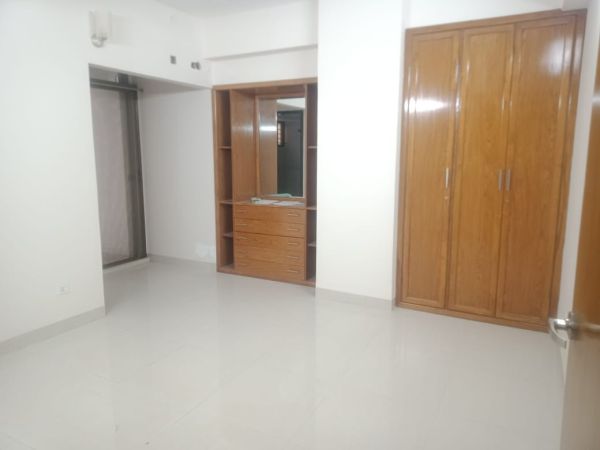 3 Bedrooms Residential Properties for Rent