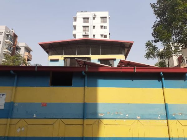  Bedrooms Commercial Properties for Rent