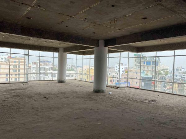  Bedrooms Commercial Properties for Rent