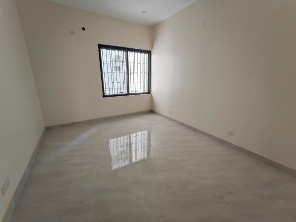 4 Bedrooms Residential Properties for Rent