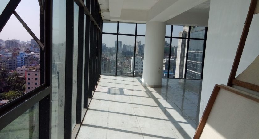  Bedrooms Commercial Properties for Rent