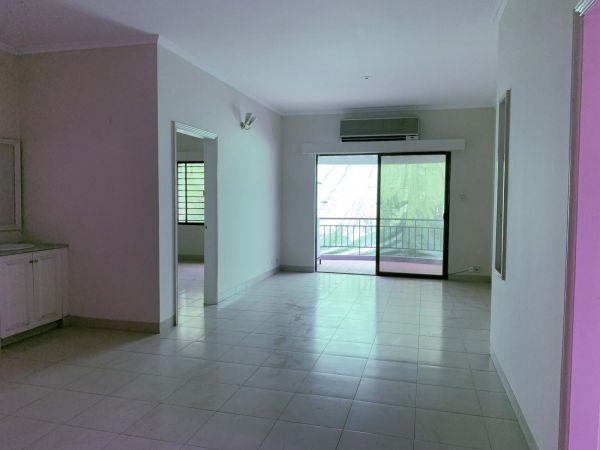3 Bedrooms Residential Properties for Rent