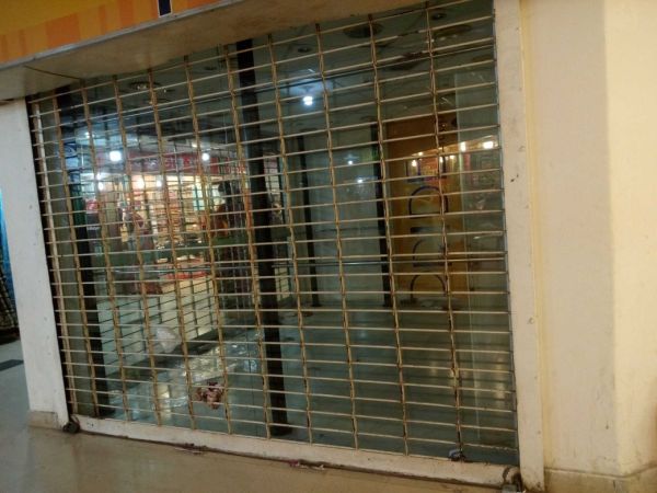  Bedrooms Commercial Properties for Sale