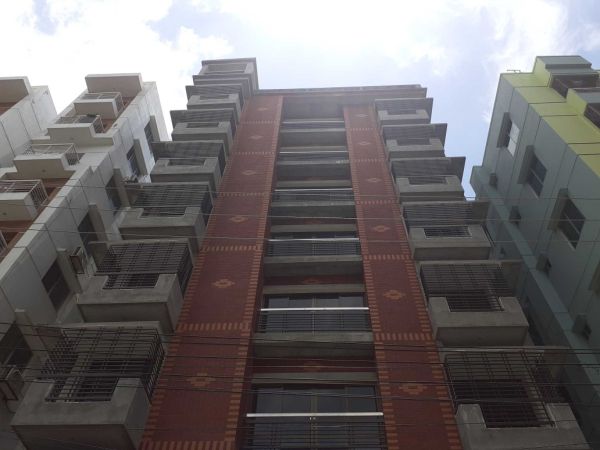 4 Bedrooms Residential Properties for Rent