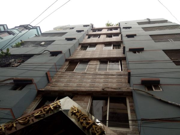 3 Bedrooms Residential Properties for Rent