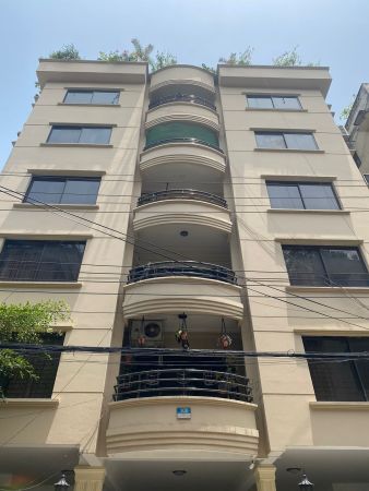 4 Bedrooms Residential Properties for Rent